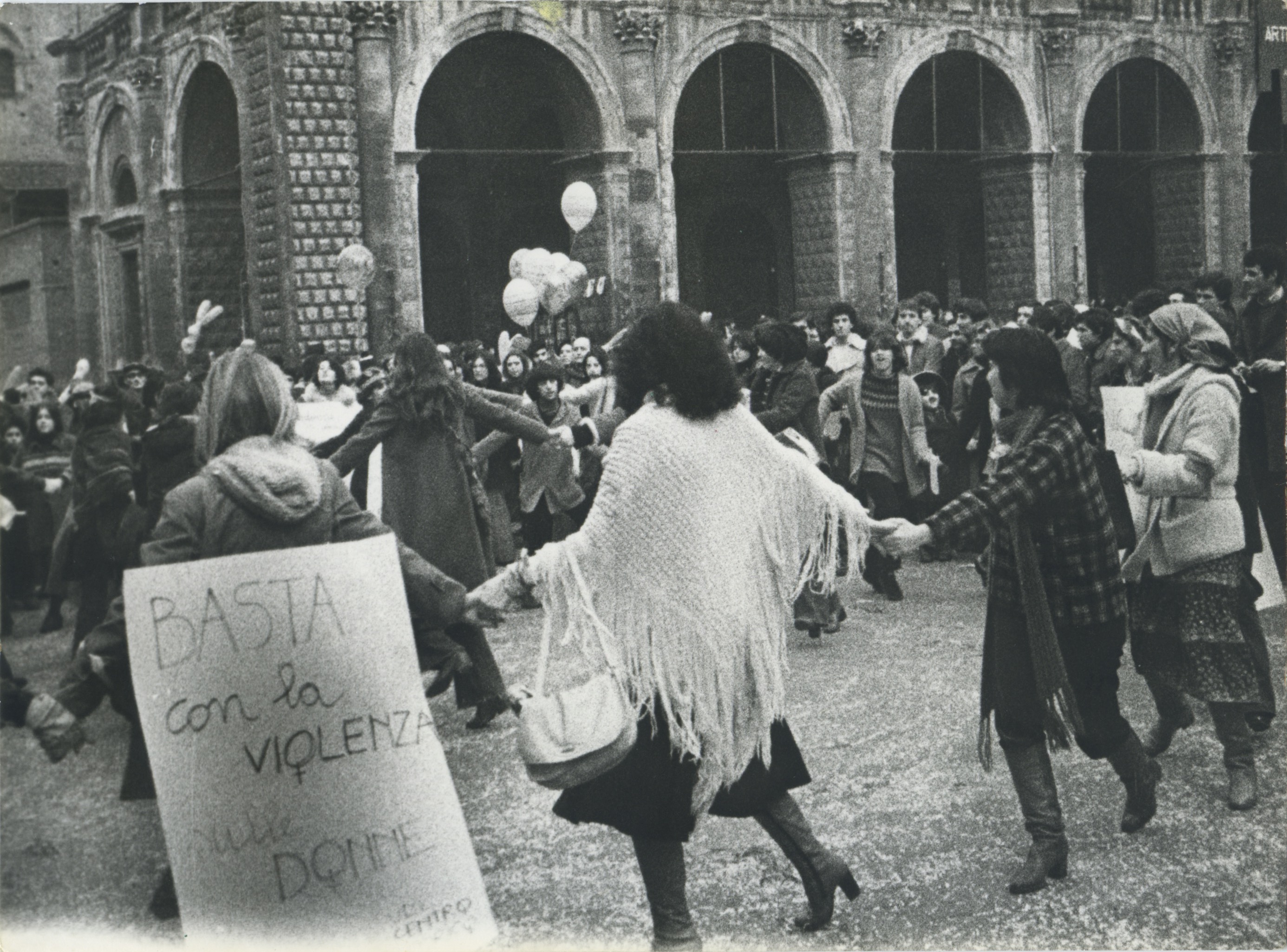 Fig. 10. Manifestazione contro la violenza sulle donne, Bologna, Febbraio 1978.